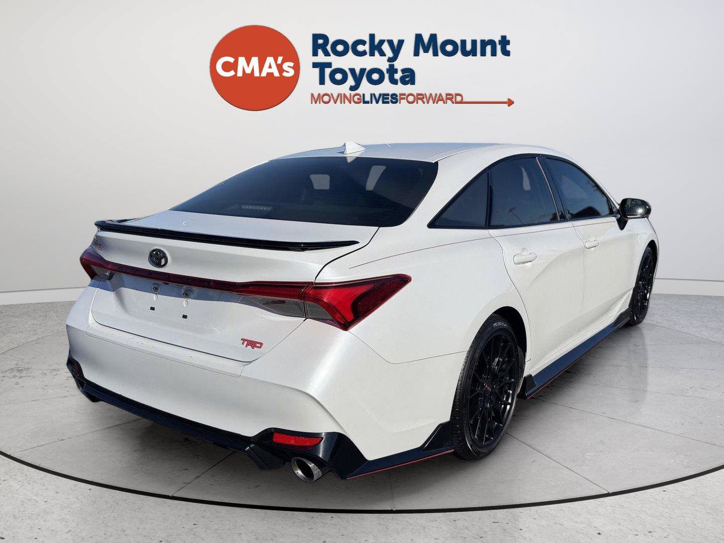 Used 2020 Toyota Avalon TRD FWD image 5