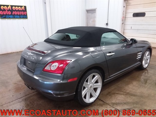 Used 2005 Chrysler Crossfire Limited RWD image 4