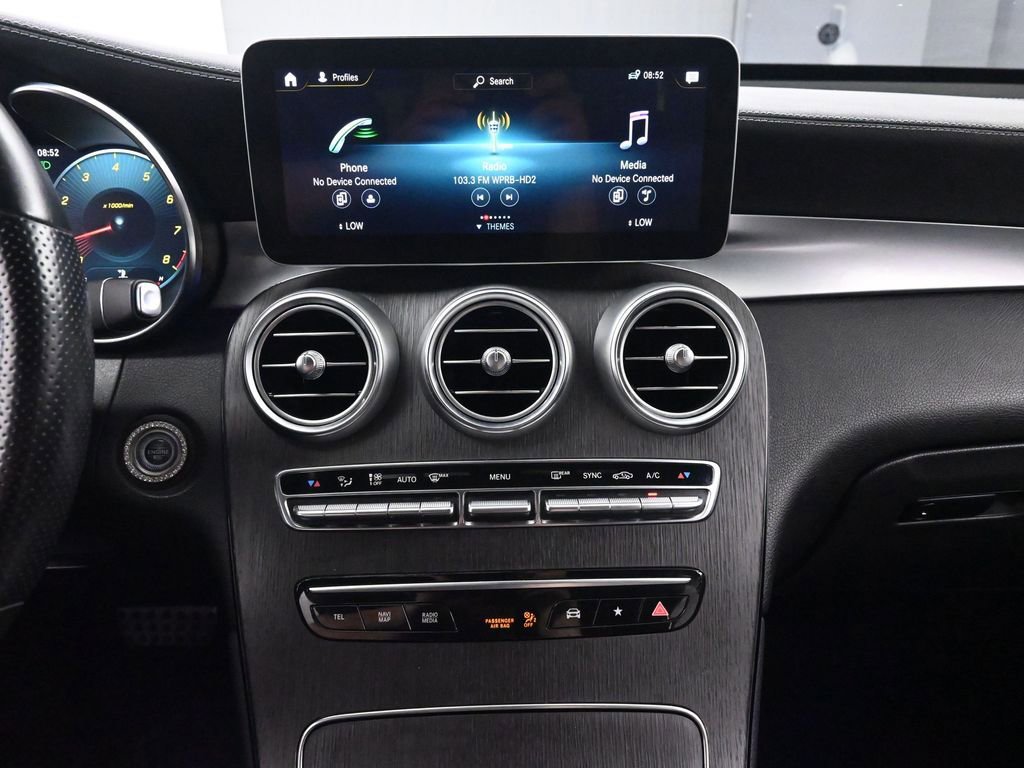 Used 2023 Mercedes-Benz GLC 300 4MATIC Coupe image 26
