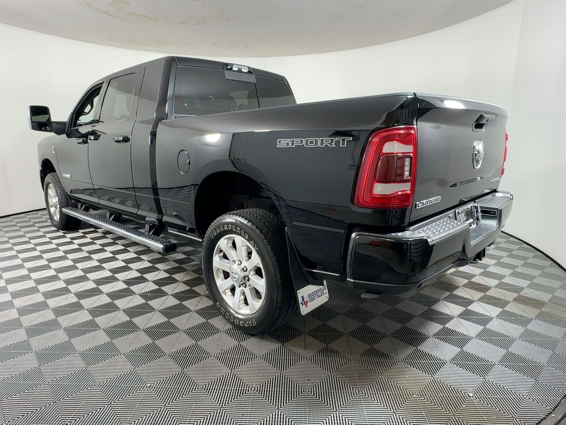 Used 2024 RAM 2500 Laramie w/ Sport Appearance Package image 2