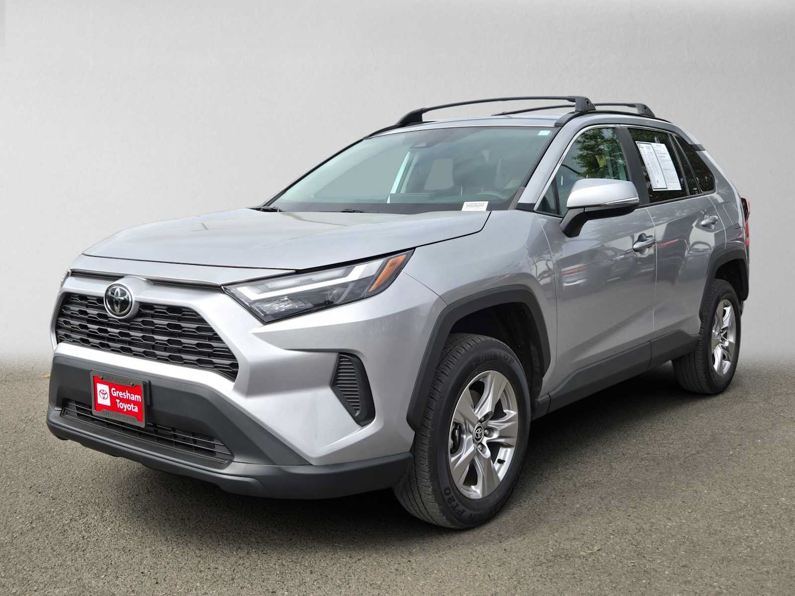 Used 2023 Toyota RAV4 XLE AWD/4WD image 7