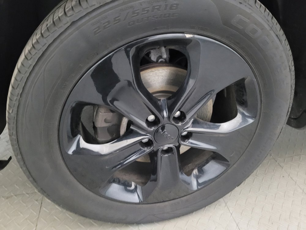 Used 2018 Jeep Compass Latitude AWD/4WD image 31