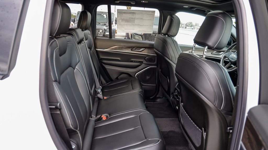 New 2026 Jeep Grand Cherokee Limited AWD/4WD image 20