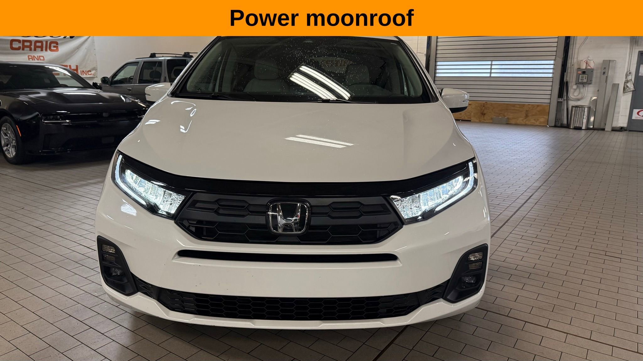 Used 2025 Honda Odyssey EX-L image 3
