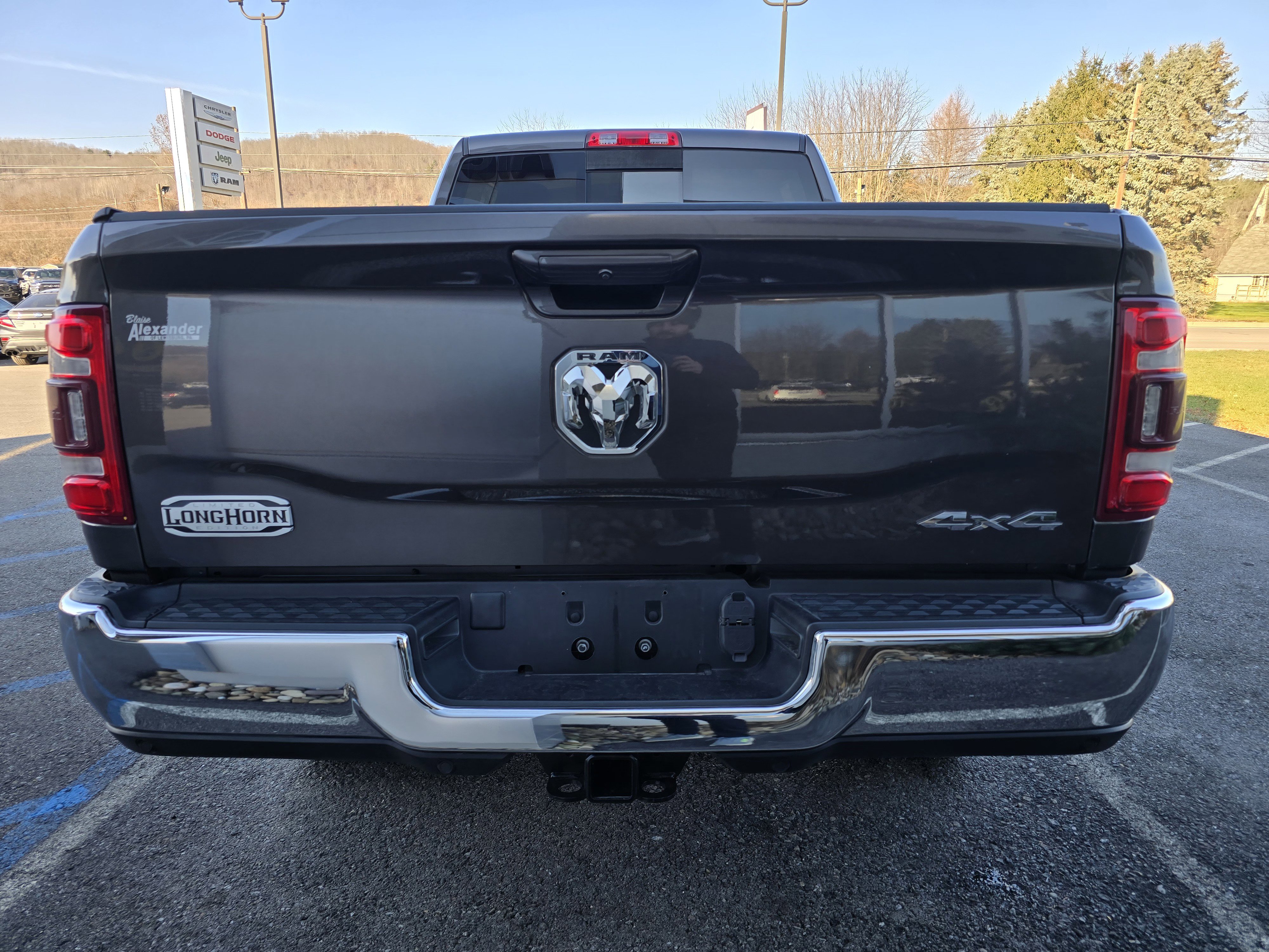 Used 2024 RAM 3500 Limited image 4