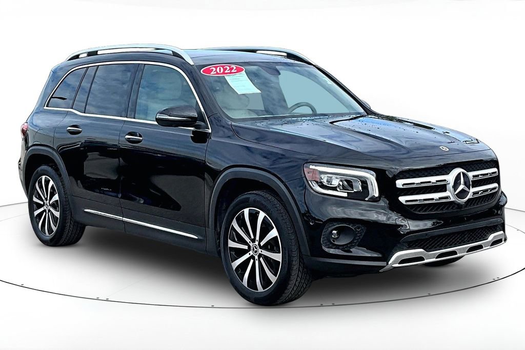 Used 2022 Mercedes-Benz GLB 250 image 1
