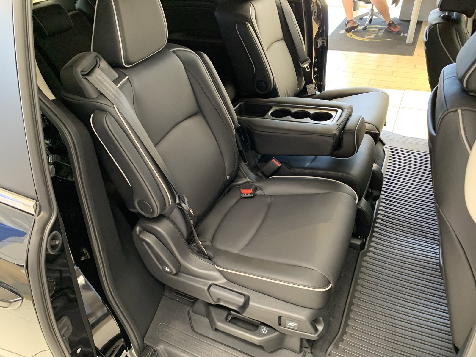 New 2026 Honda Odyssey Touring image 35