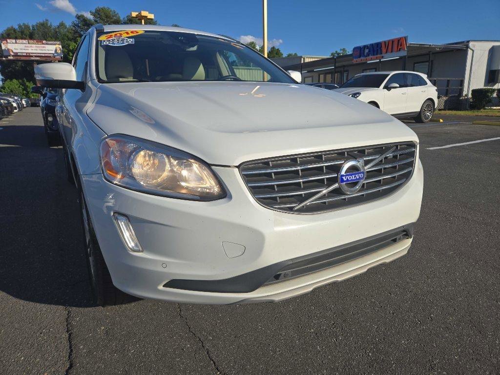 Used 2016 Volvo XC60 T6 w/ Proximity Package FWD image 28
