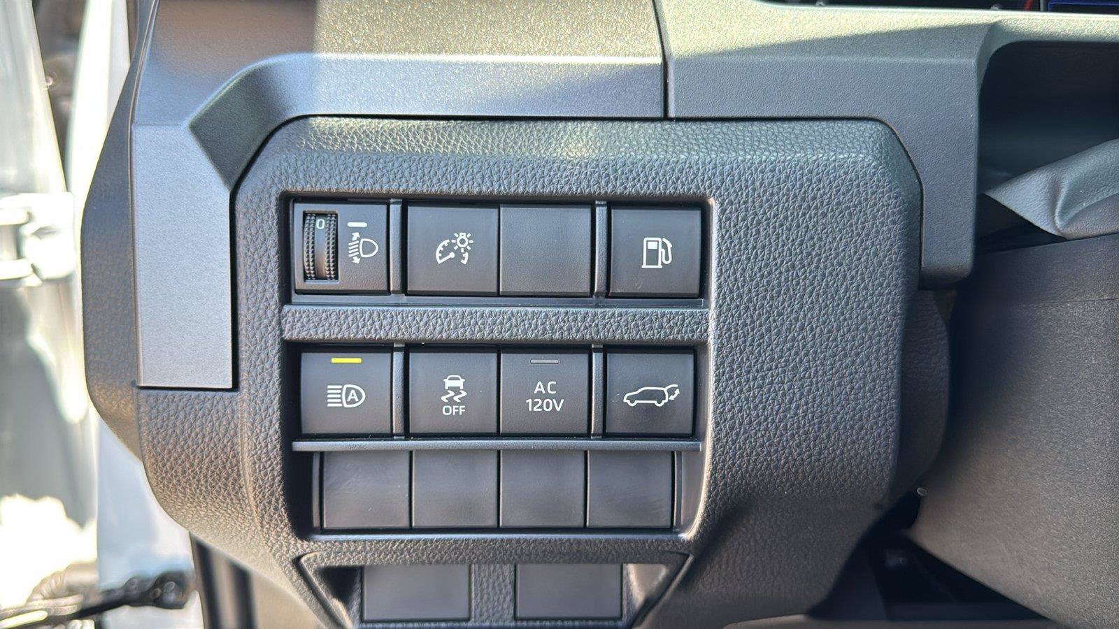 Used 2026 Toyota 4Runner TRD Off-Road Premium AWD/4WD image 15
