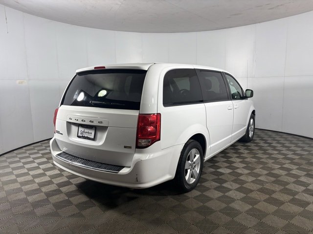 Used 2018 Dodge Grand Caravan SE image 5