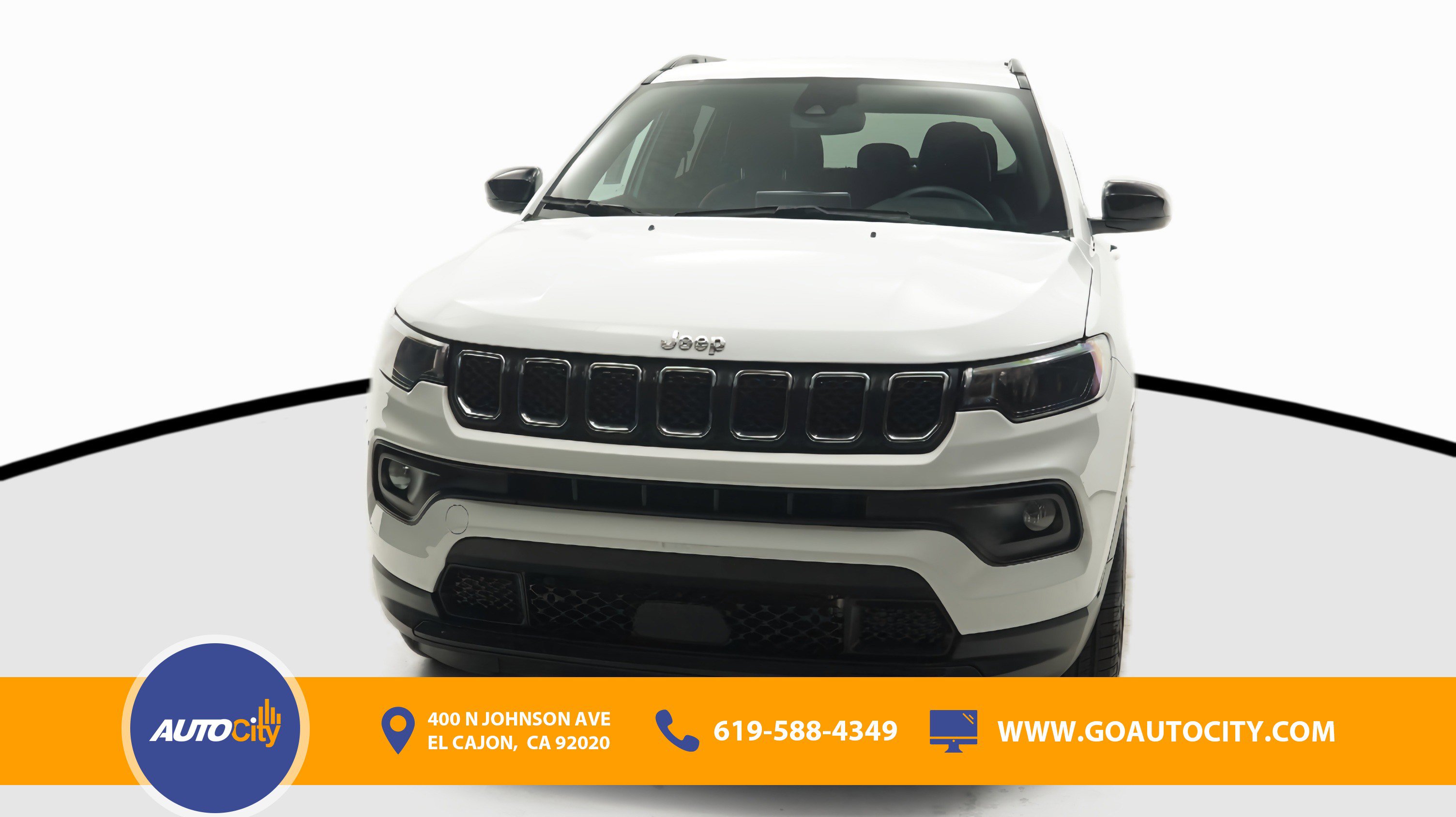 Used 2024 Jeep Compass Latitude image 4