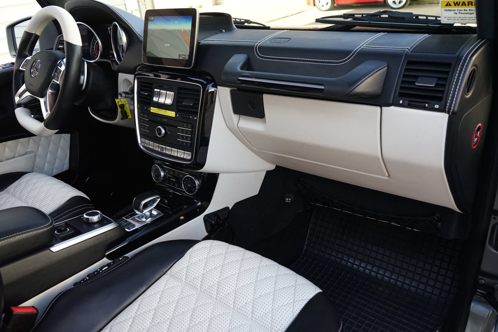 Used 2017 Mercedes-Benz G 63 AMG 4MATIC image 11