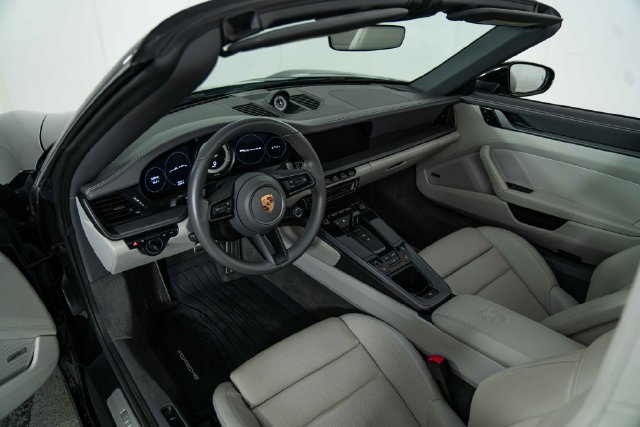 Used 2021 Porsche 911 Carrera 4S w/ Sport Package AWD/4WD image 17