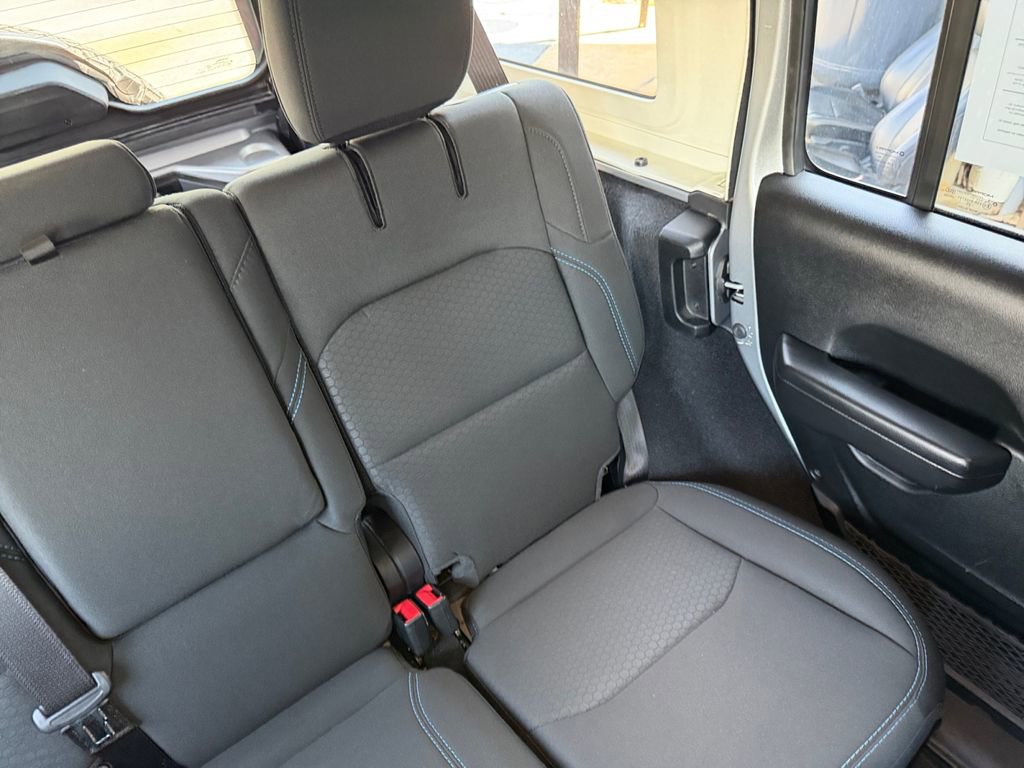 Used 2021 Jeep Wrangler Unlimited Rubicon 4xe image 36