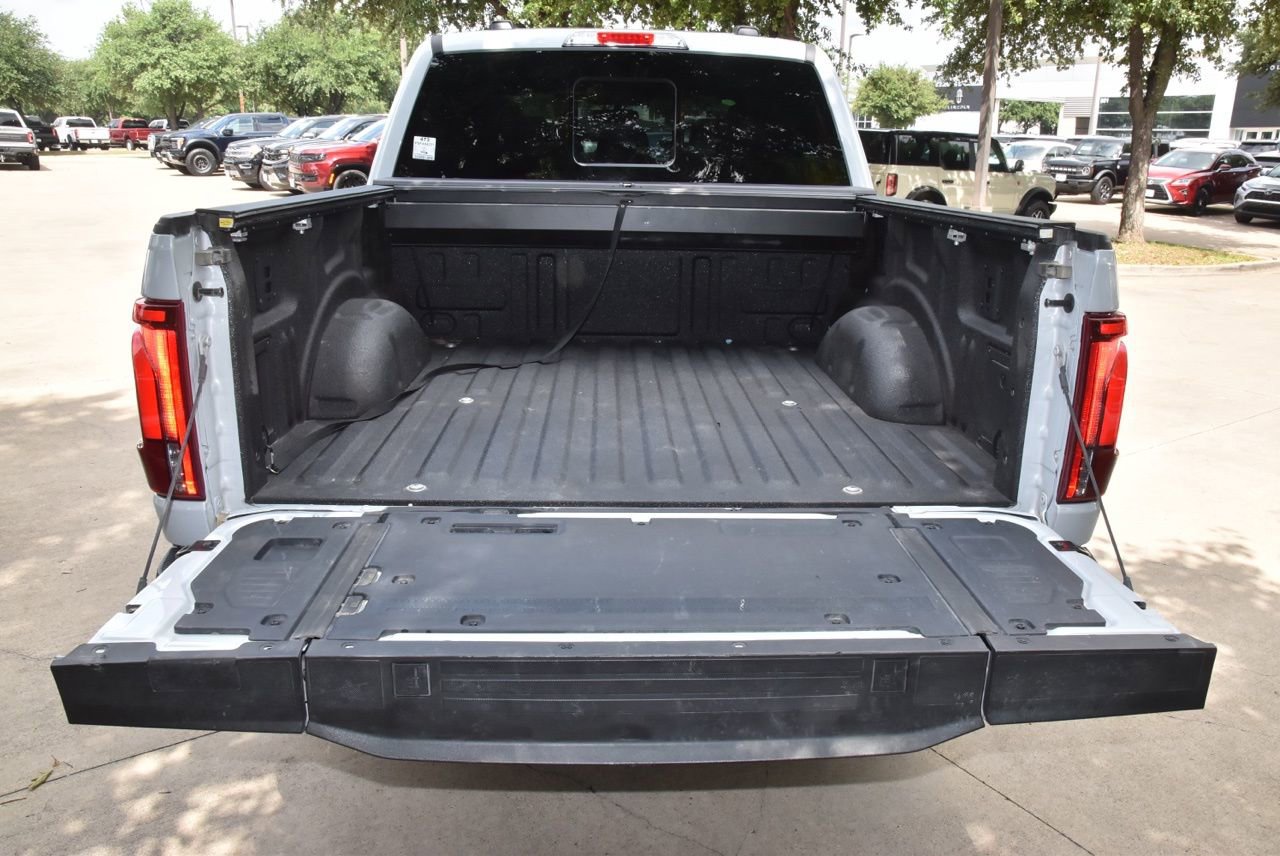 Used 2025 Ford F150 Lariat w/ Equipment Group 502A High AWD/4WD image 39
