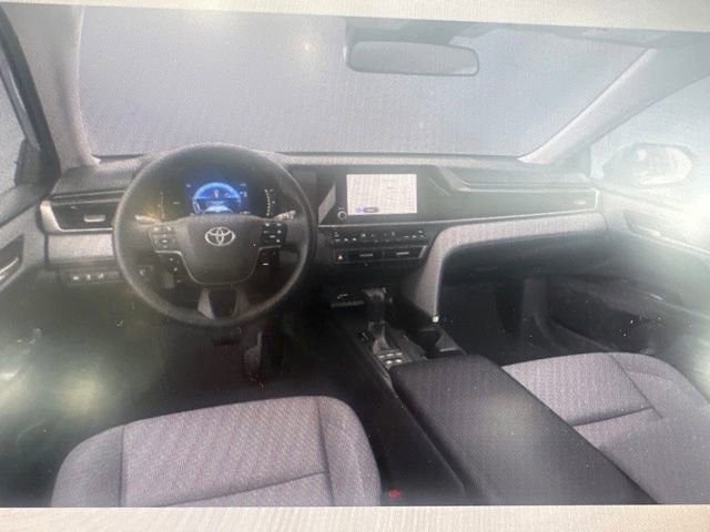 Used 2026 Toyota Camry LE FWD image 5