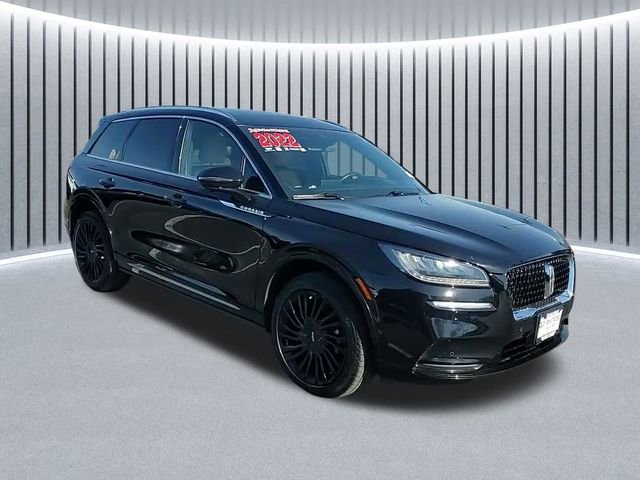 Used 2022 Lincoln Corsair Reserve w/ Equipment Group 201A AWD/4WD video 1
