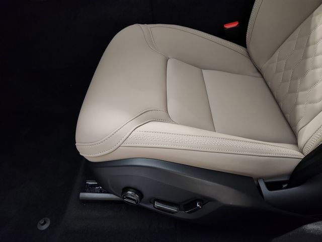 New 2026 Volvo XC60 B5 Plus w/ Protection Package Premier AWD/4WD image 25
