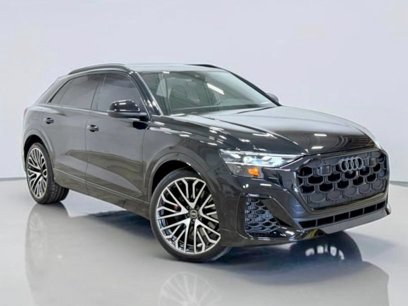 Used 2025 Audi SQ8 Premium Plus w/ 23" Wheel Package AWD/4WD image 7