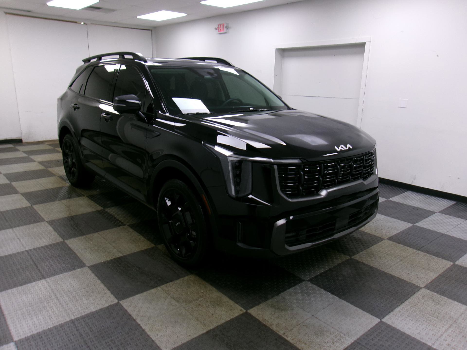Used 2024 Kia Sorento SX image 17