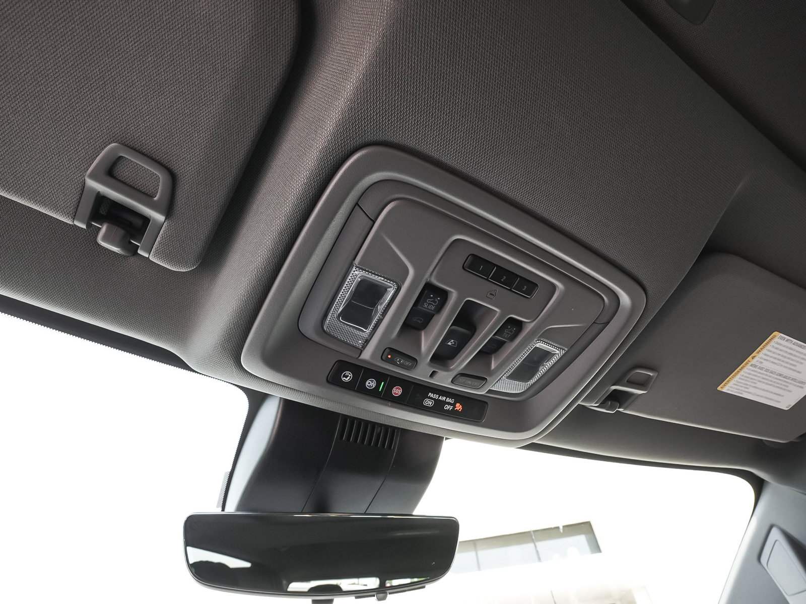 Used 2024 GMC Sierra 1500 Denali AWD/4WD image 28
