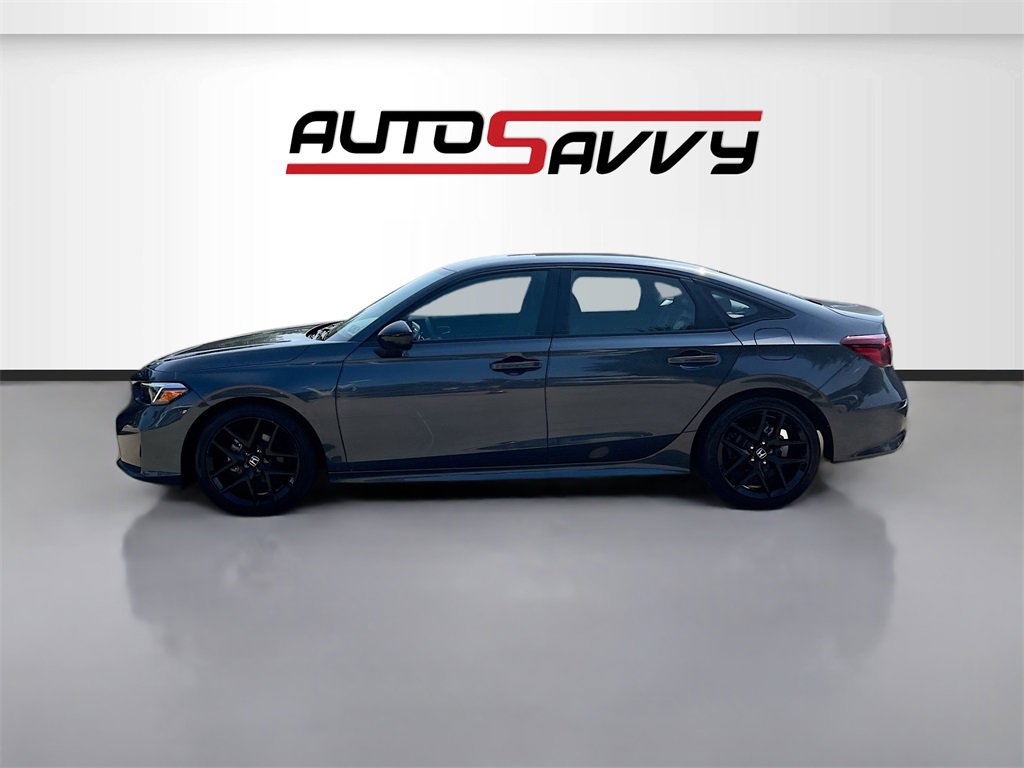Used 2025 Honda Civic Sport image 4
