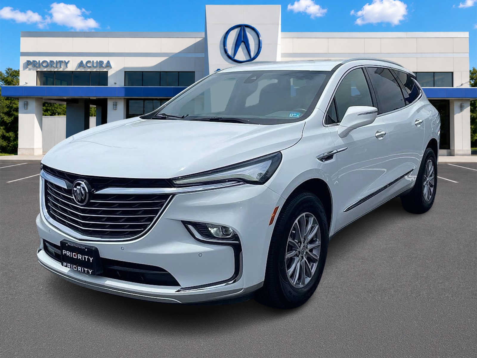 Used 2023 Buick Enclave Essence