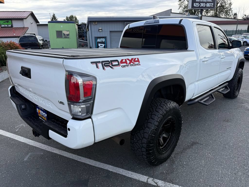 Used 2022 Toyota Tacoma TRD Off-Road w/ TRD Premium Off Road Package AWD/4WD image 11