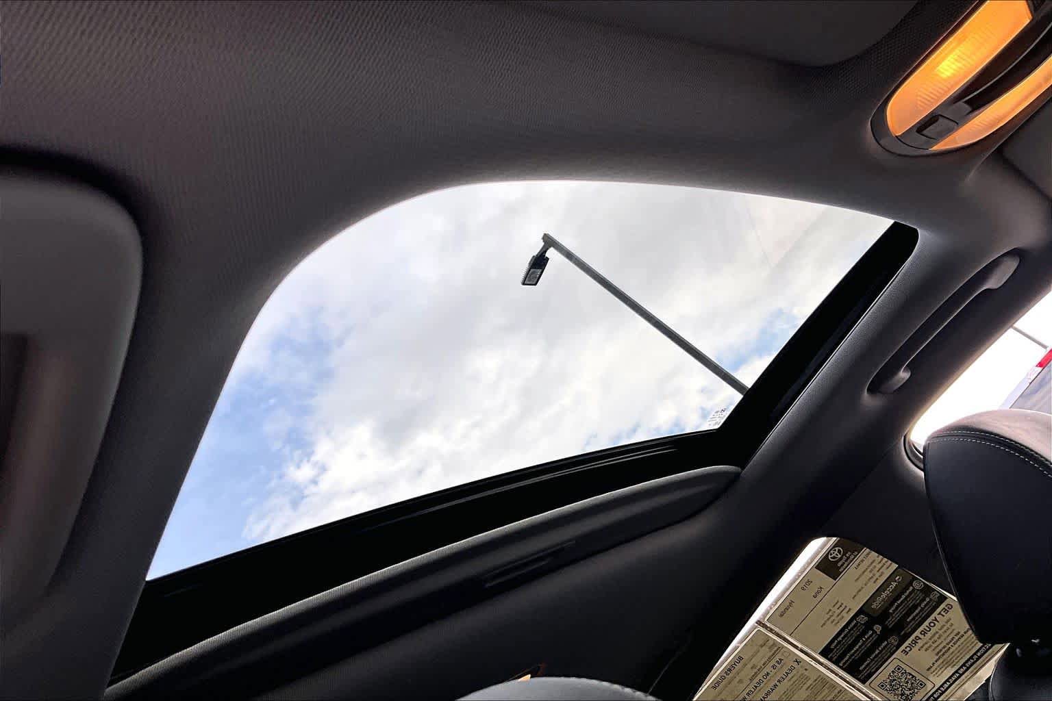 Used 2019 Hyundai Kona Ultimate image 14