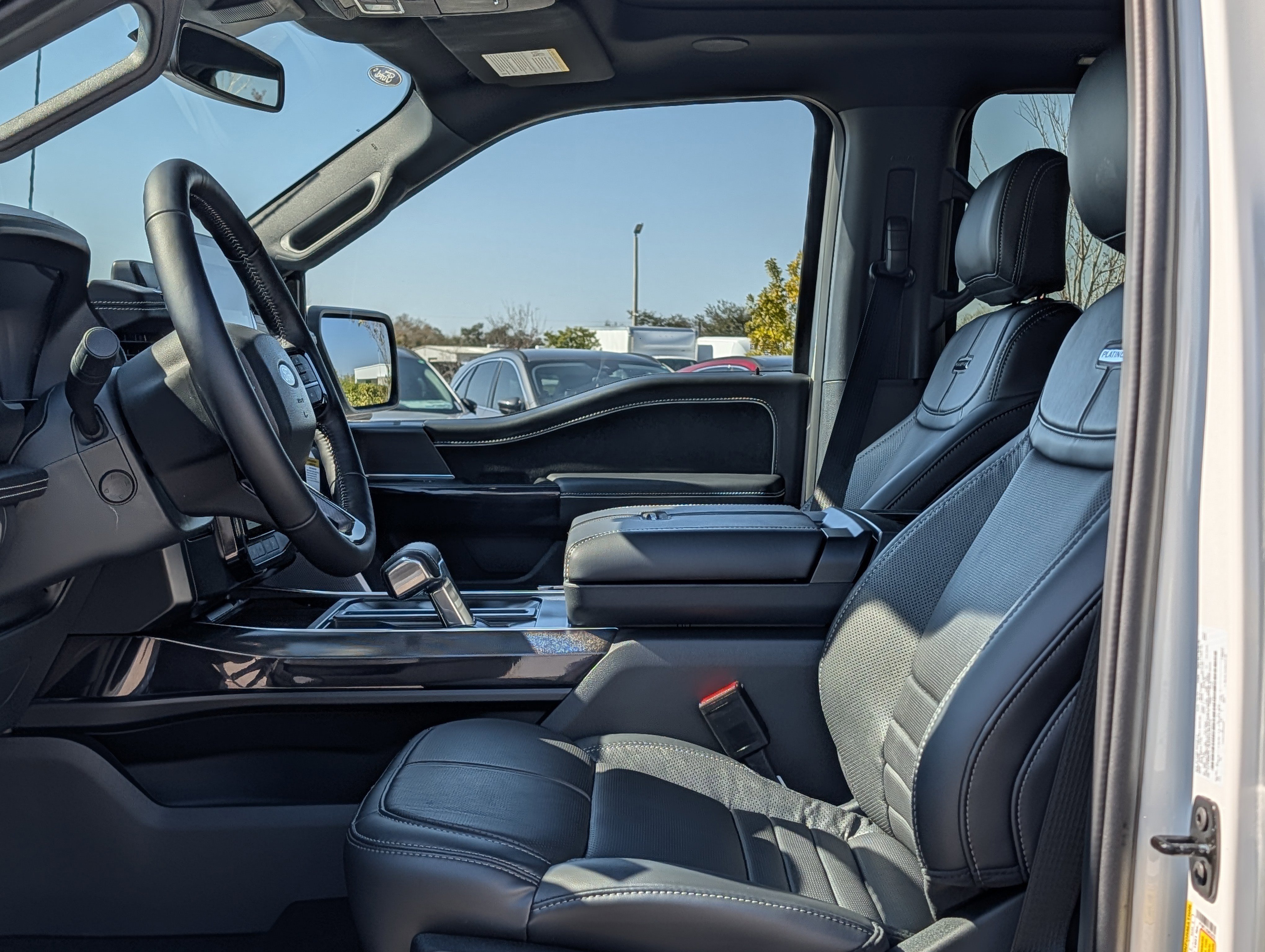 New 2025 Ford F150 Lightning Platinum w/ Dark Elements Package image 22