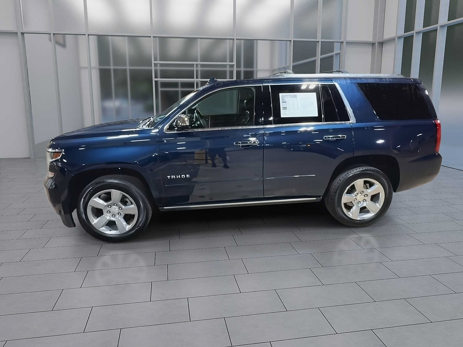 Used 2019 Chevrolet Tahoe Premier AWD/4WD image 5