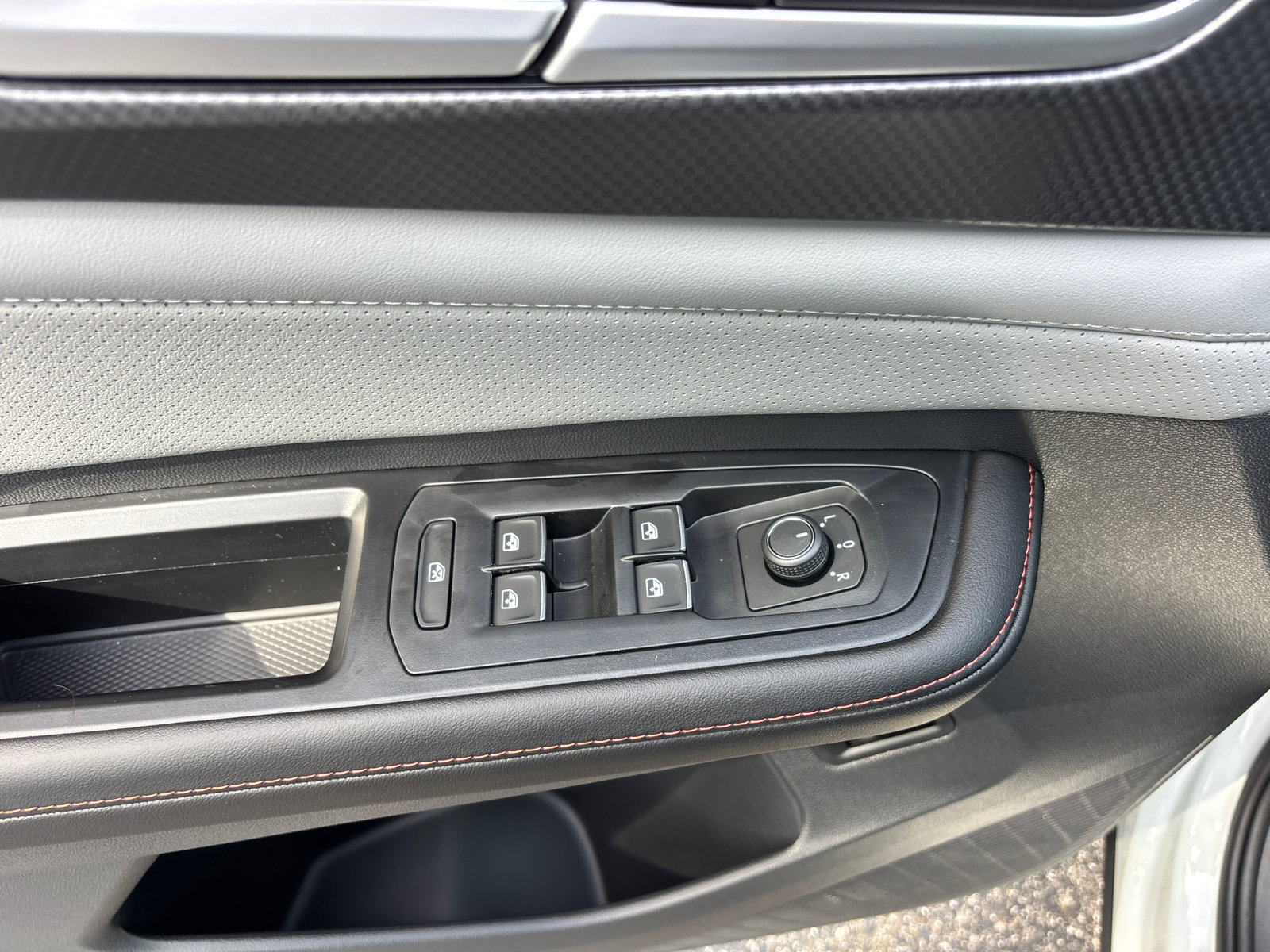 New 2026 Volkswagen Atlas Peak Edition AWD/4WD image 13