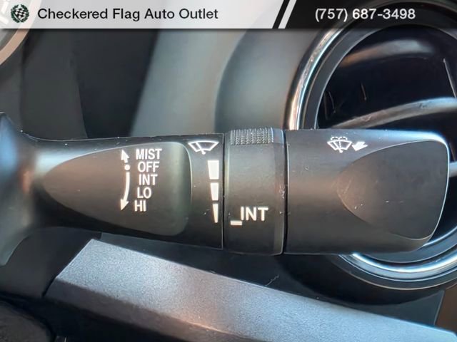 Used 2018 Toyota Tacoma TRD Sport image 29