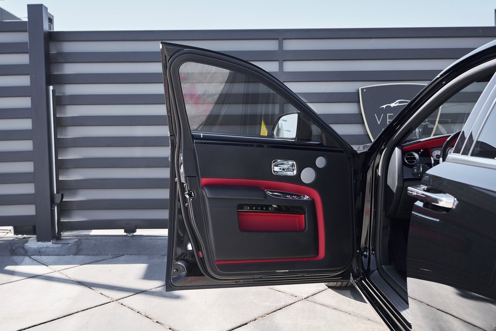 Used 2019 Rolls-Royce Ghost image 30