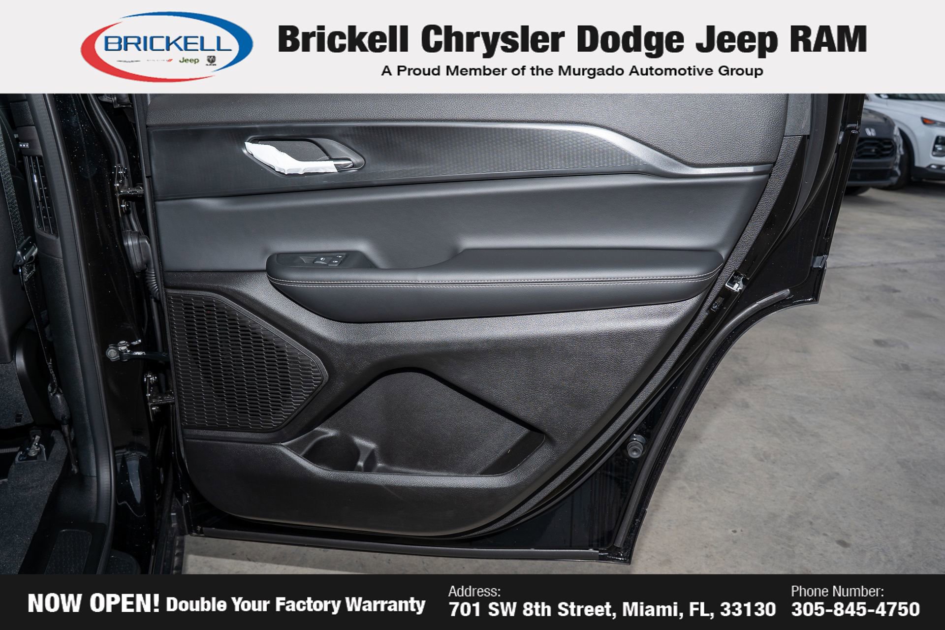 New 2025 Jeep Grand Cherokee L Altitude image 15