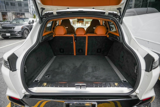 Used 2021 Aston Martin DBX image 69