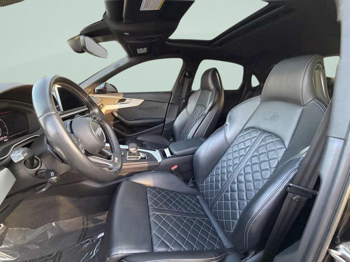 Used 2019 Audi S4 Premium Plus w/ Premium Plus Package AWD/4WD image 8
