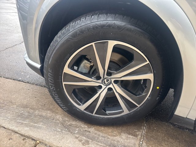 Used 2023 Lexus RX 350 Premium Plus w/ Accessory Package image 11