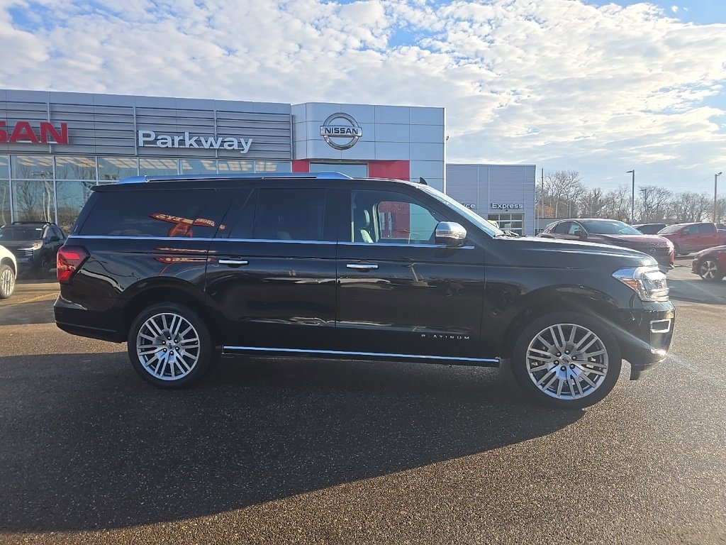 Used 2022 Ford Expedition Max Platinum image 8