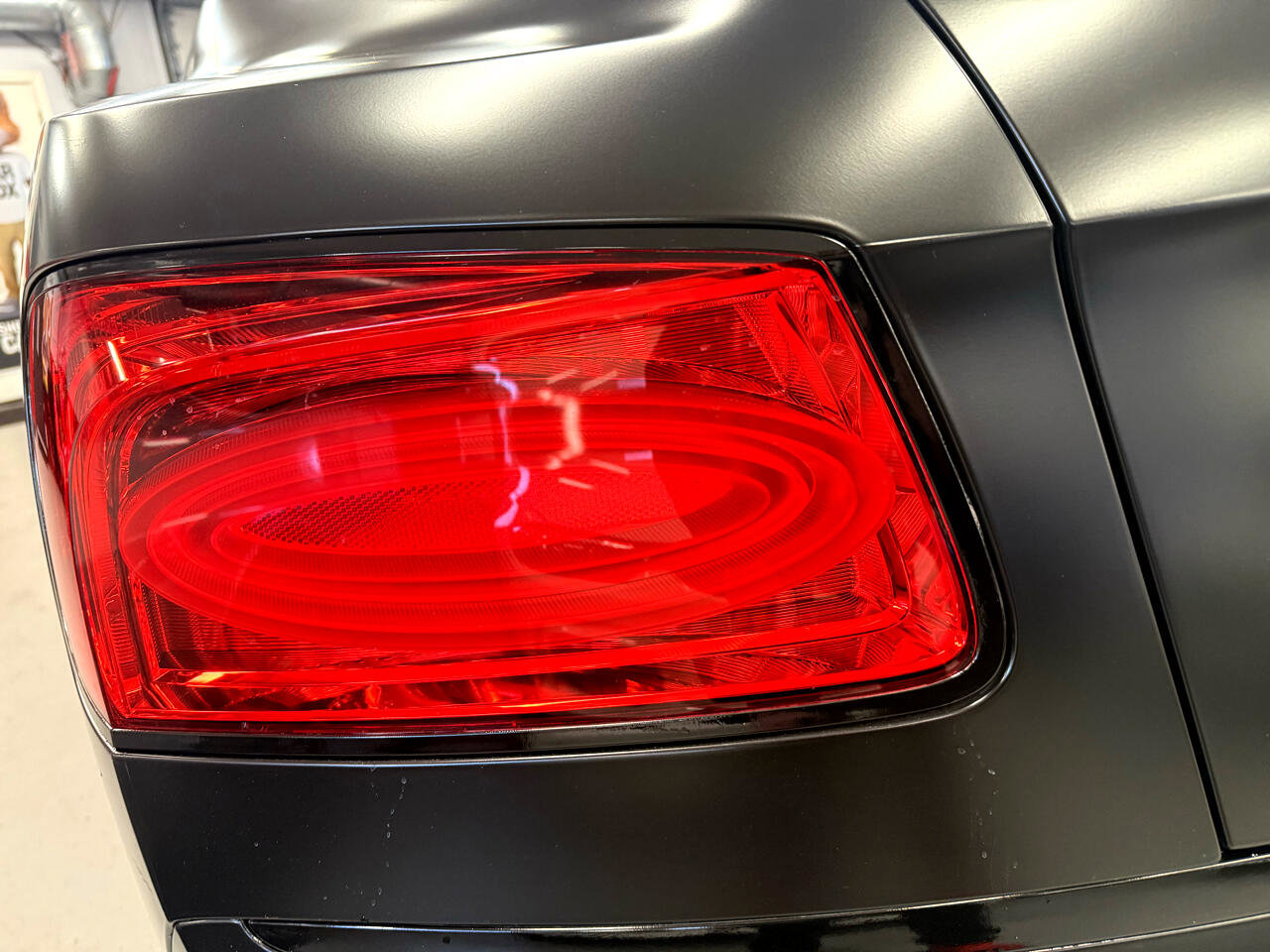 Used 2015 Bentley Flying Spur V8 image 9