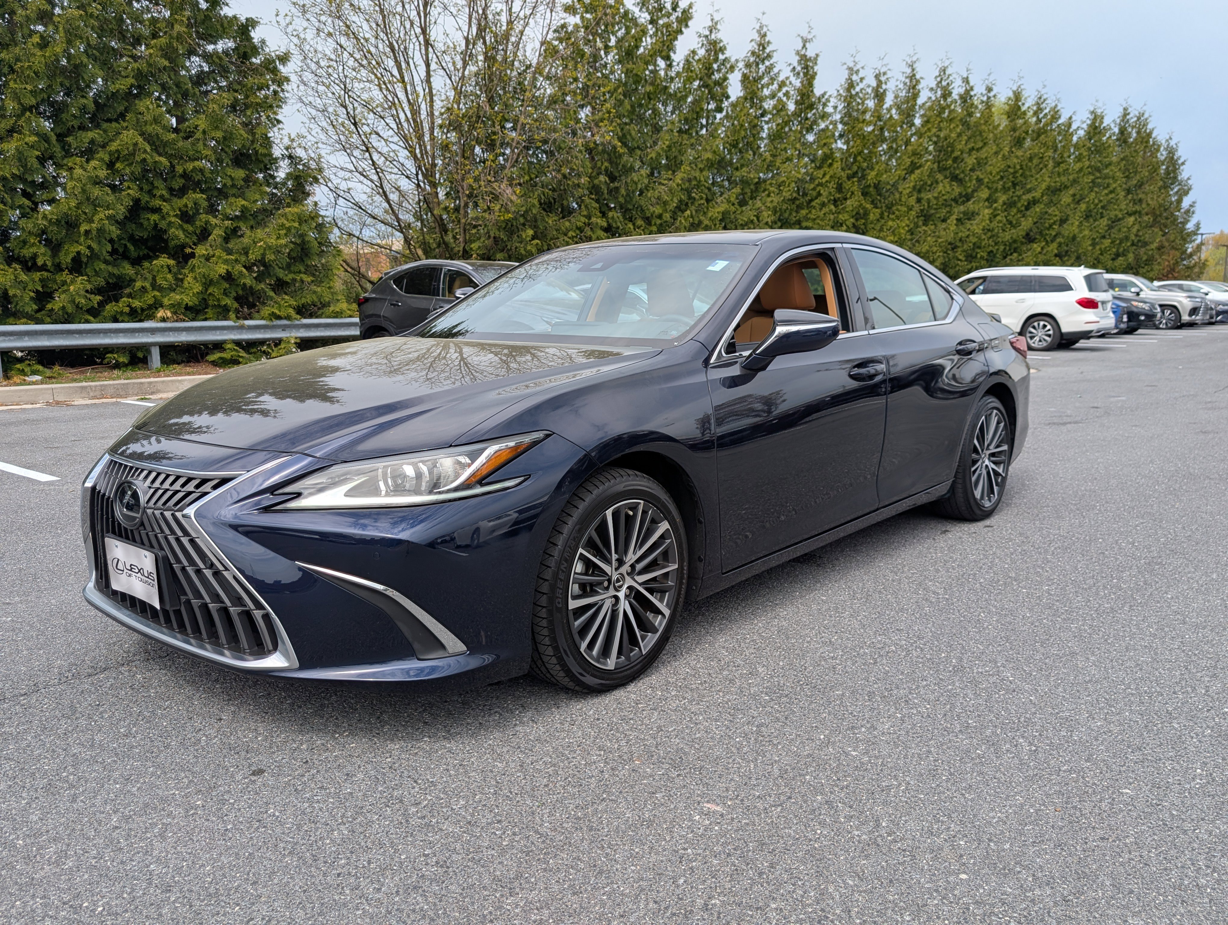 Certified 2023 Lexus ES 350 w/ Premium Package FWD image 7