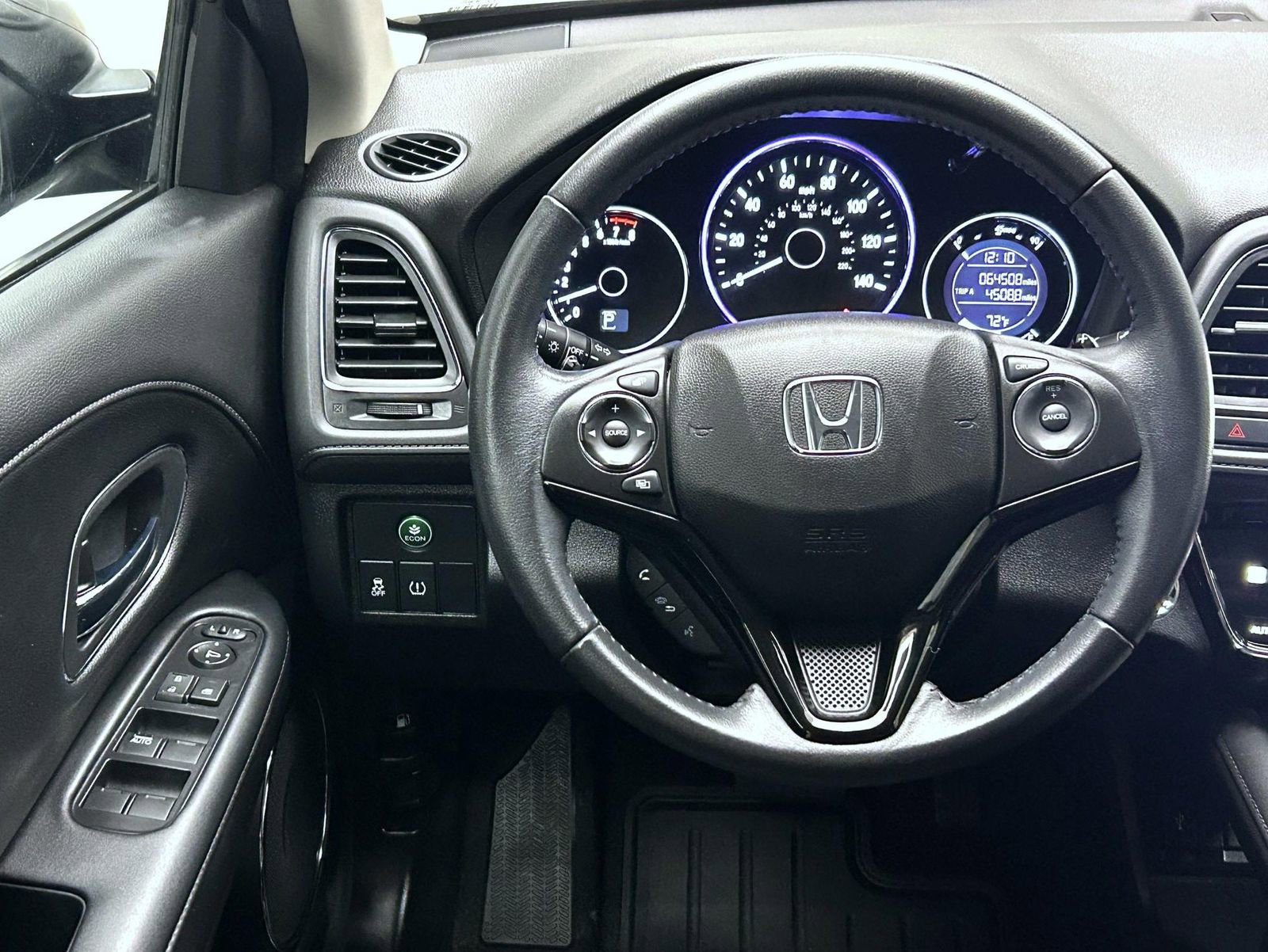 Used 2018 Honda HR-V EX-L image 12