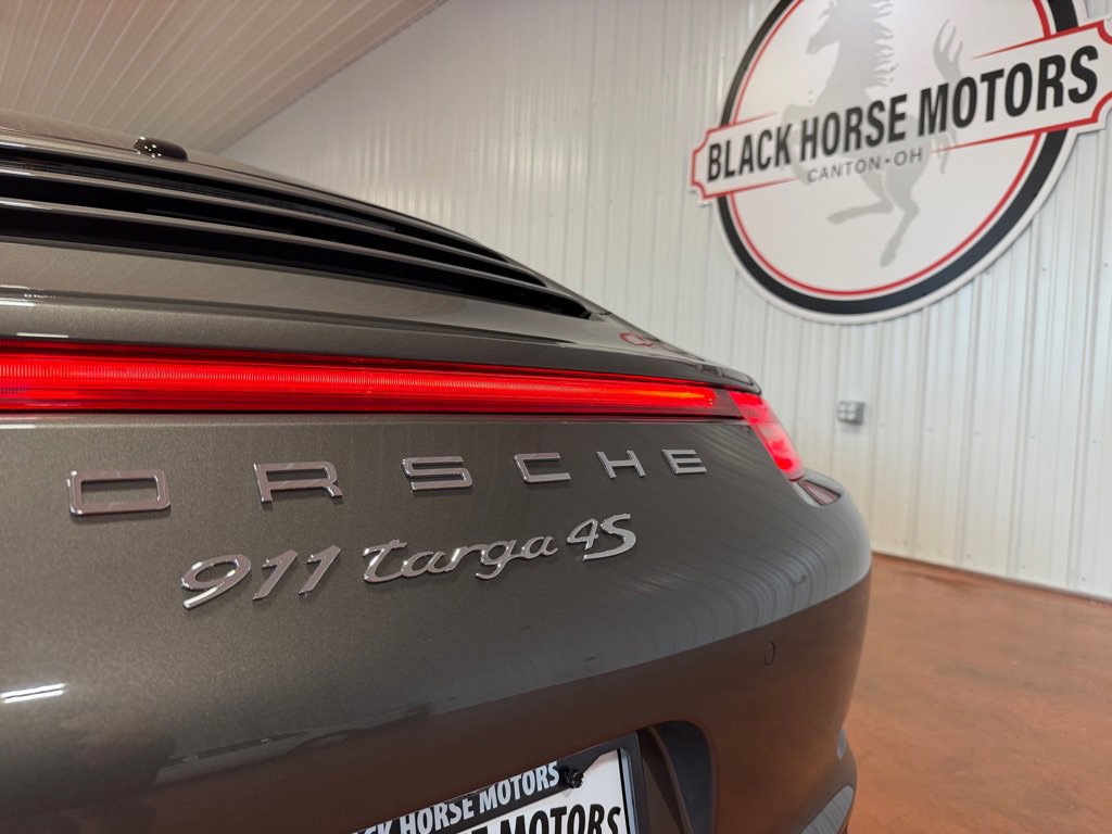 Used 2015 Porsche 911 Targa 4S AWD/4WD image 17