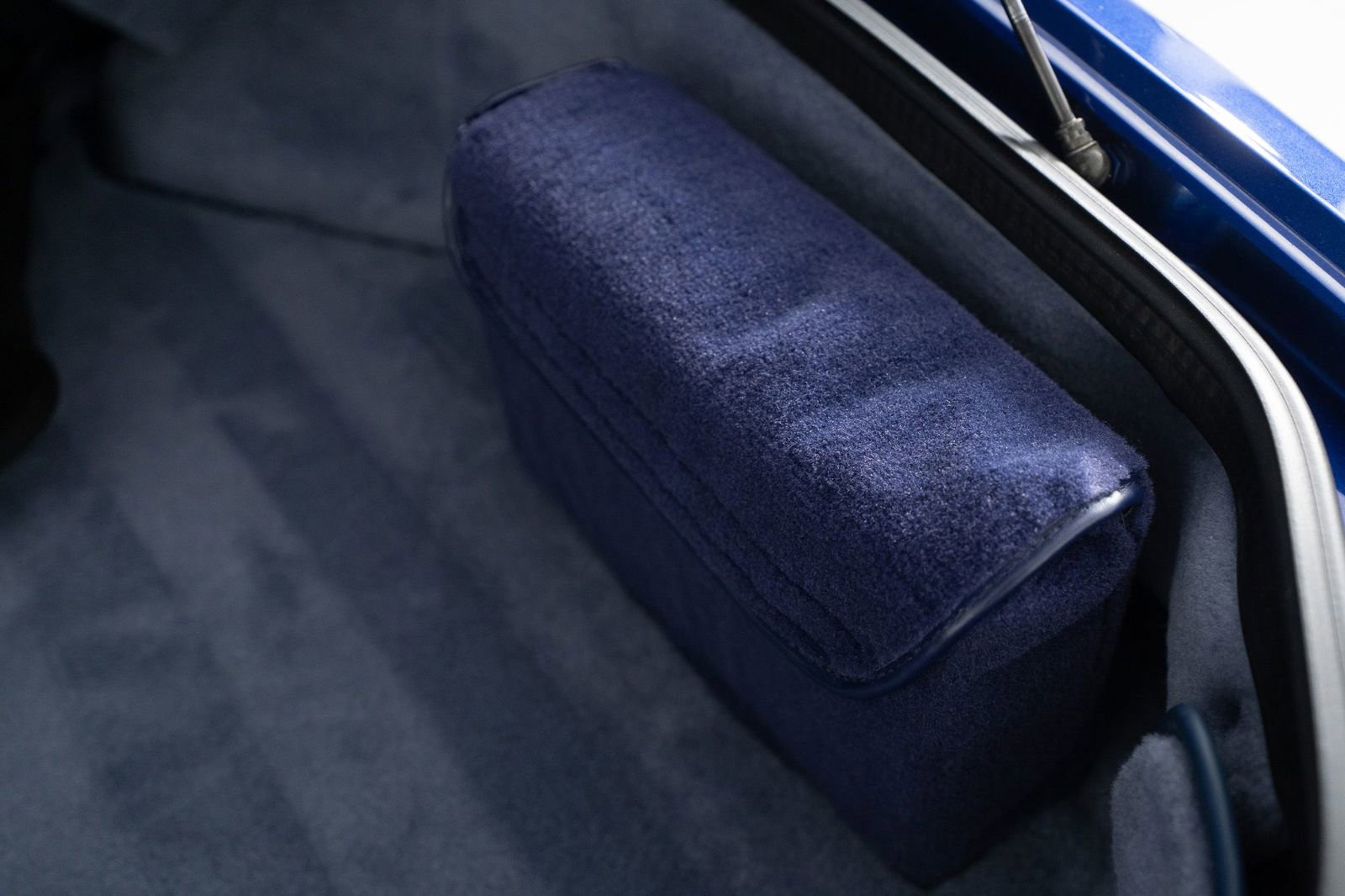 Used 1992 Porsche 968 Cabriolet image 55