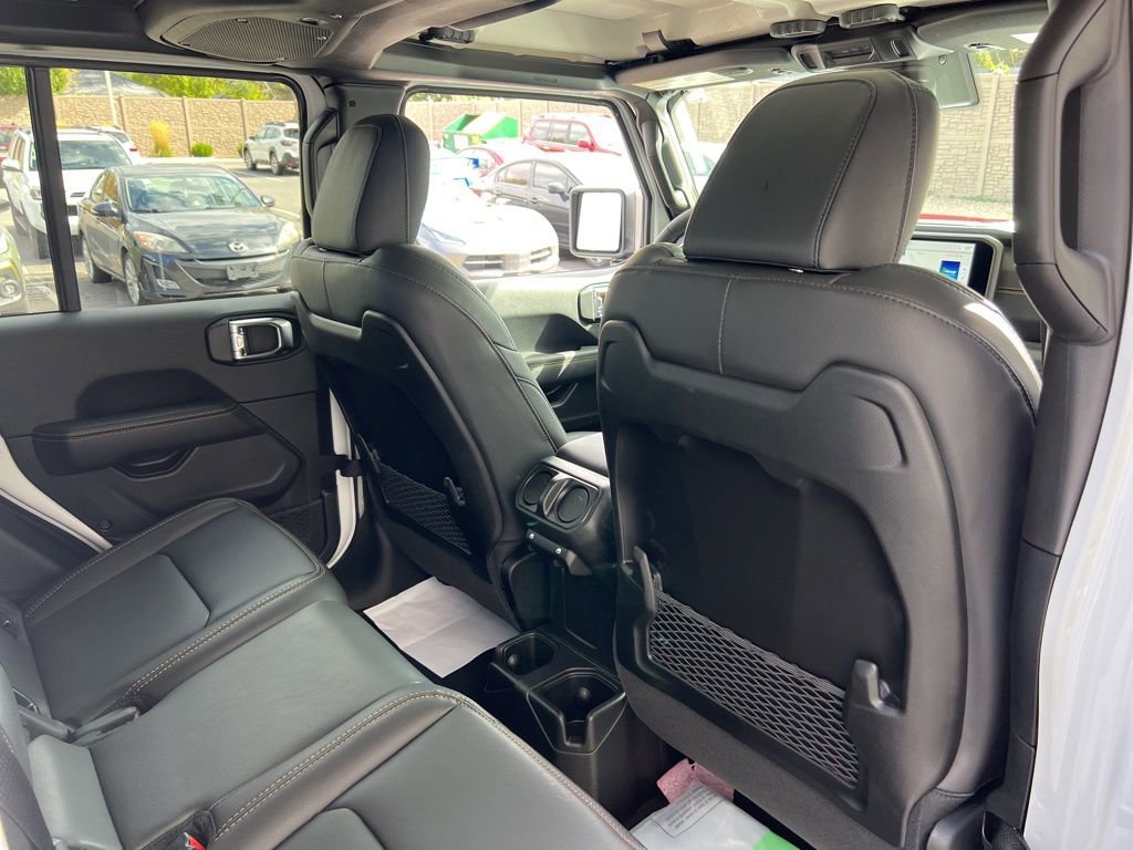 New 2025 Jeep Gladiator High Tide image 23