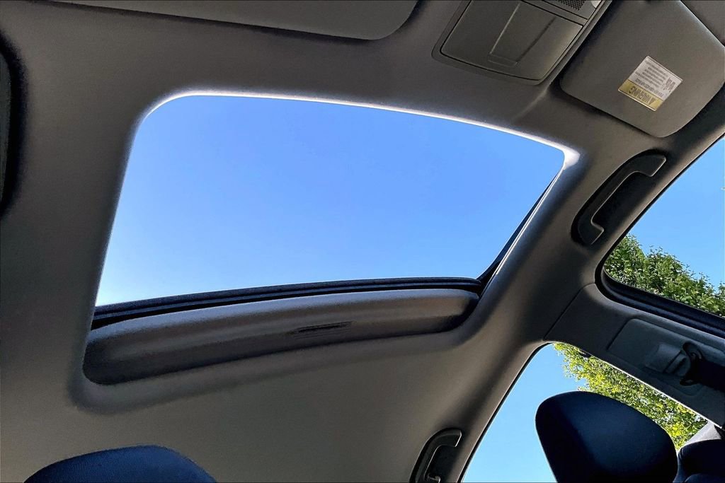Used 2016 Acura TLX FWD image 19