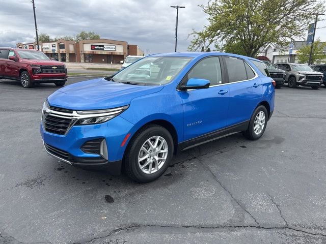 Used 2024 Chevrolet Equinox LT FWD image 3