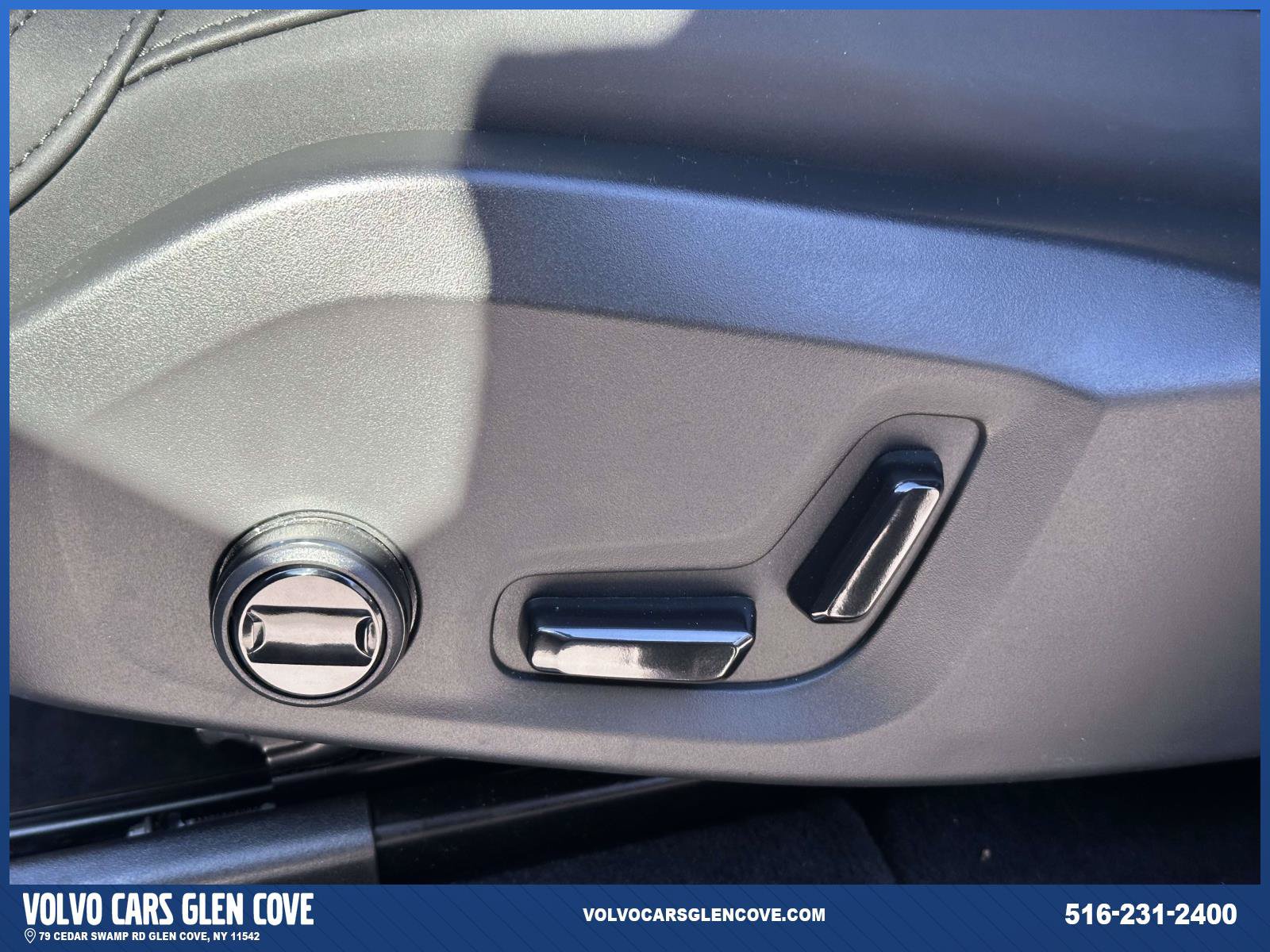 Certified 2026 Volvo XC90 B6 Plus w/ Protection Package Premier AWD/4WD image 15