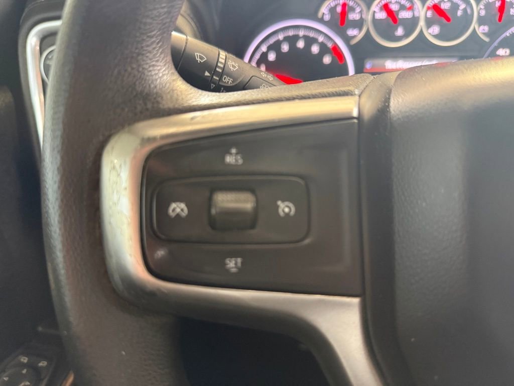 Used 2020 Chevrolet Silverado 1500 LT image 25