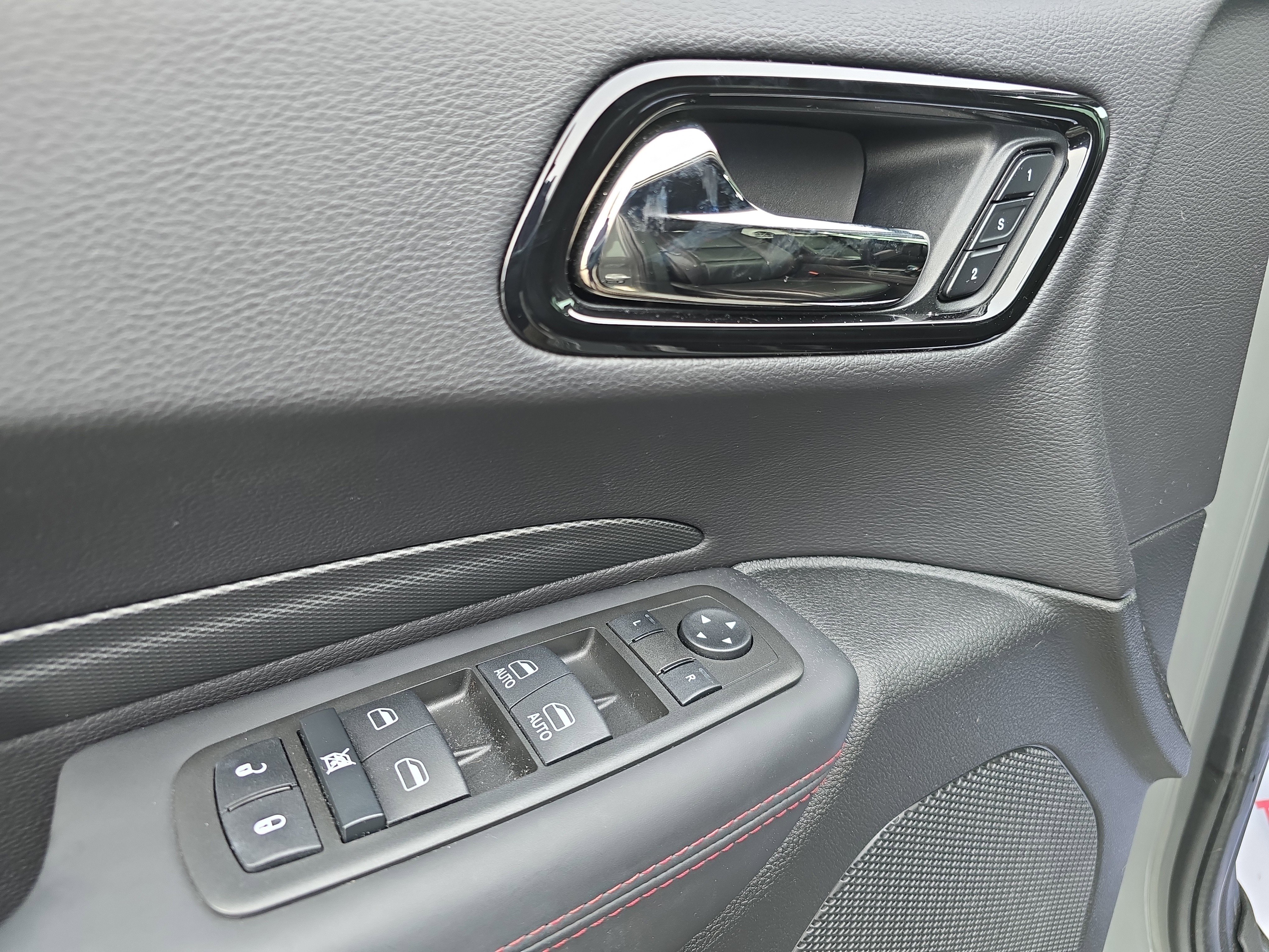 Used 2021 Dodge Durango R/T w/ Blacktop Package image 19